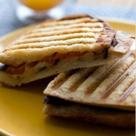 GRILLED EGGPLANT PANINI